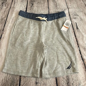 Boy’s Nautica shorts 7